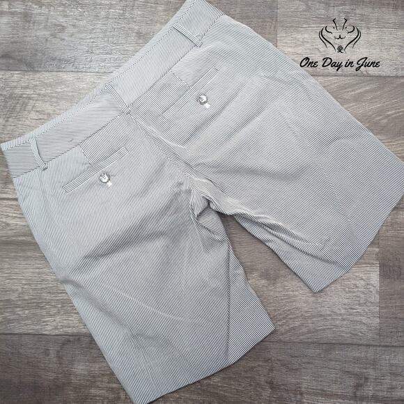 The Limited Striped Flat Front Shorts Size 4 - Picture 7 of 7